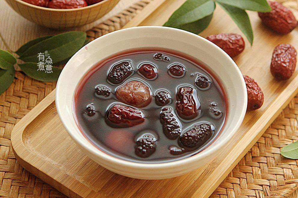 春天,女人要常喝这汤,红枣和它一起煮,隔三差五喝,气色红润睡得香_桑