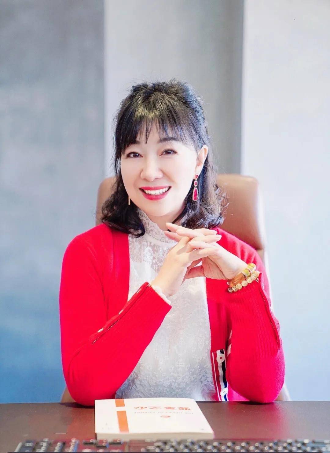 城品人物对话了不起的女性创业者爱出者爱返福往者福来