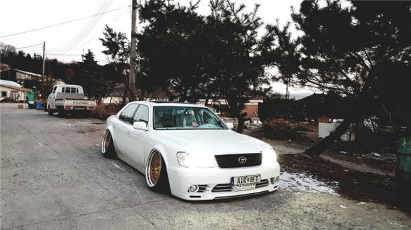 老雷克萨斯值得玩么 e33517358fcd485b98837fe27c6e3ad4.jpeg