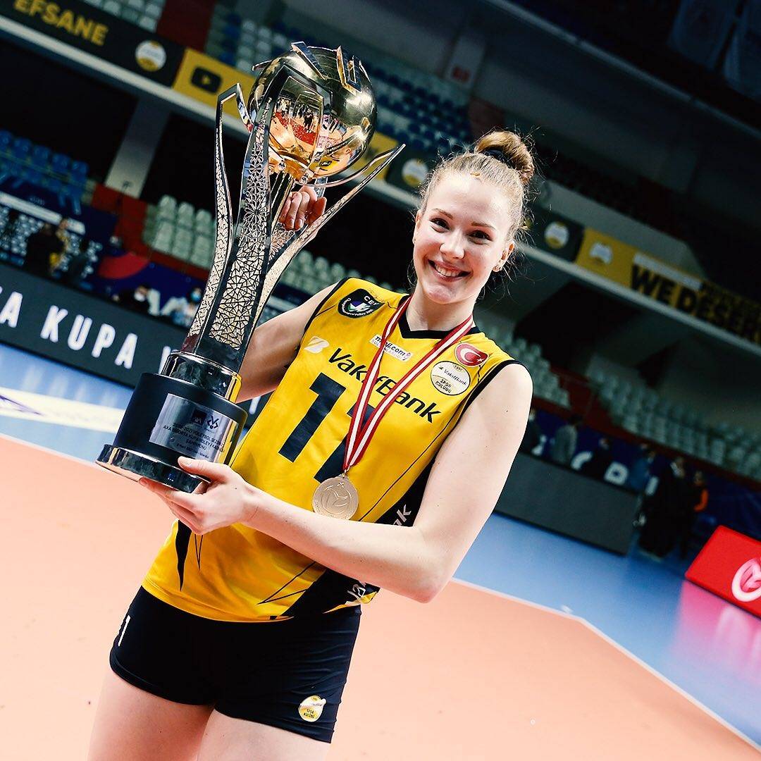 瓦基弗银行七度问鼎土耳其杯!颁奖典礼热图来袭~-搜狐大视野-搜狐新闻