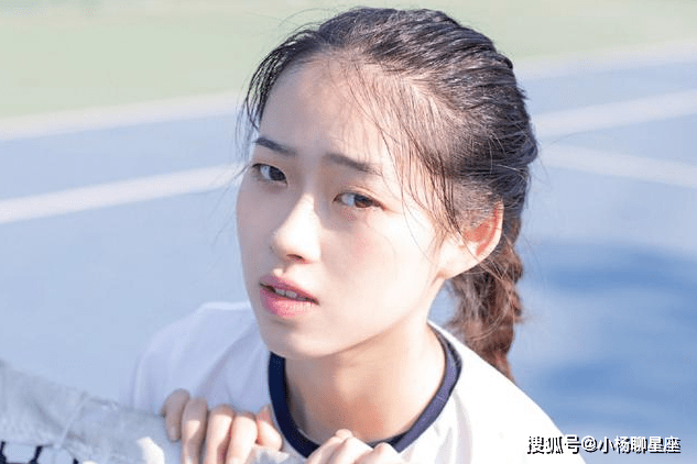 怎么变得冷漠不近人情 3b8a881bded34a49998fae19e5215313.png