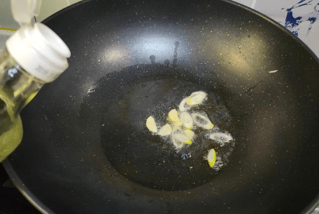 土豆丝怎么样炒比较脆爽 3bf78e562b804f5ea8ffe91eea675d46.png