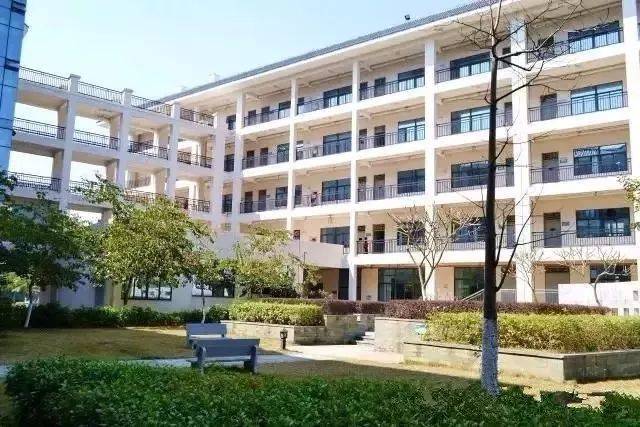 广东省旅游学校官网 6102164e6af8459c898eddeb4773f113.jpeg