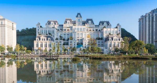 贵州第一私人豪宅，造价高达27亿，人送外号“贵阳白宫”！