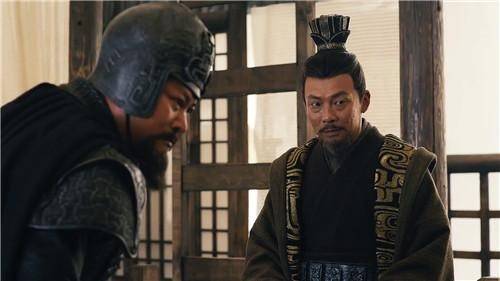 他智谋无双 被曹操称为 谋主 其亡后曹操言则流涕 荀攸