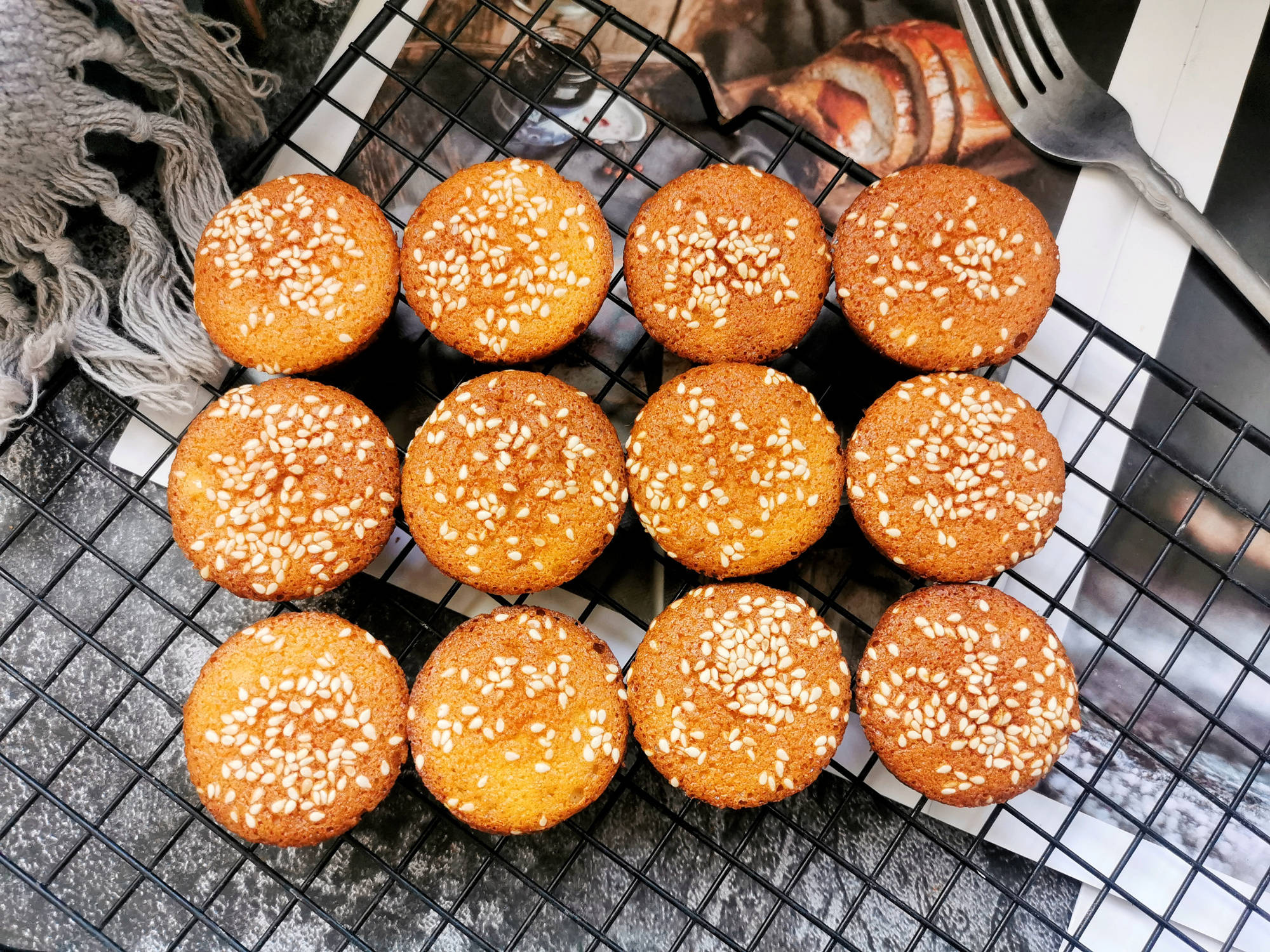 自制蜂蜜脆皮蛋糕,寻回儿时的味道,掌握要点,想吃再也不用买了_白糖