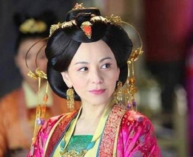 赵匡胤用毕生心血开创大宋2个老太太说了两句话葬送了宋朝