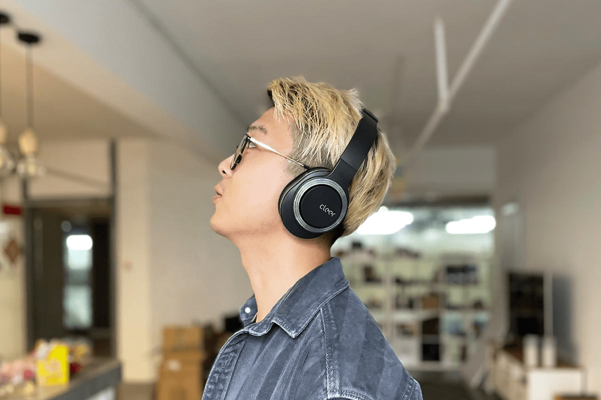 主动|Cleer Flow 头戴式降噪蓝牙耳机，独具特色外观，搭载主动混合降噪技术