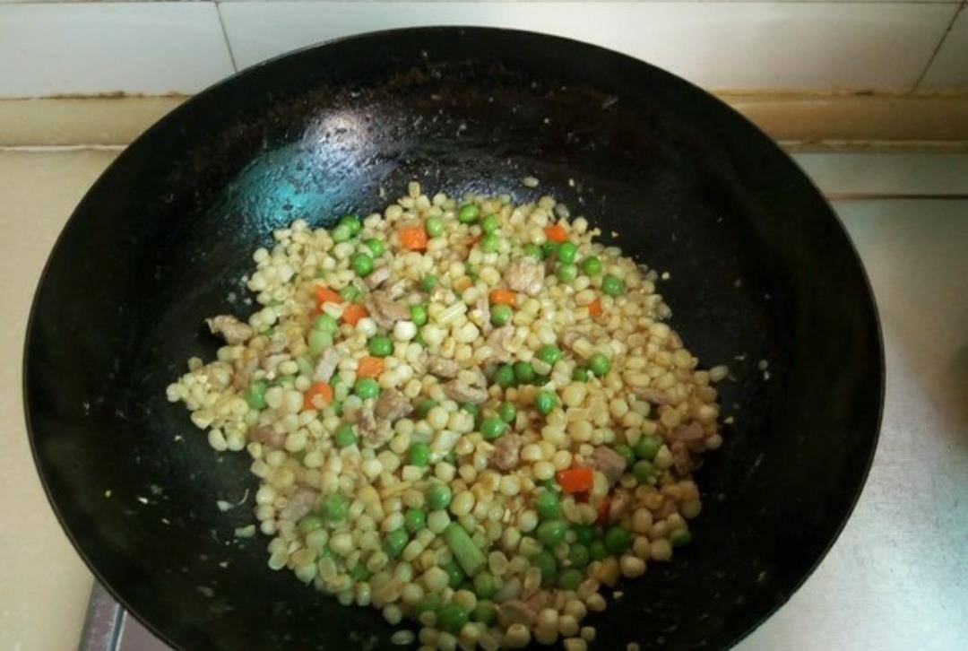 豌豆炒肉末的做法窍门 581d7ebf2bd8420bb114feee8a592dfa.jpeg