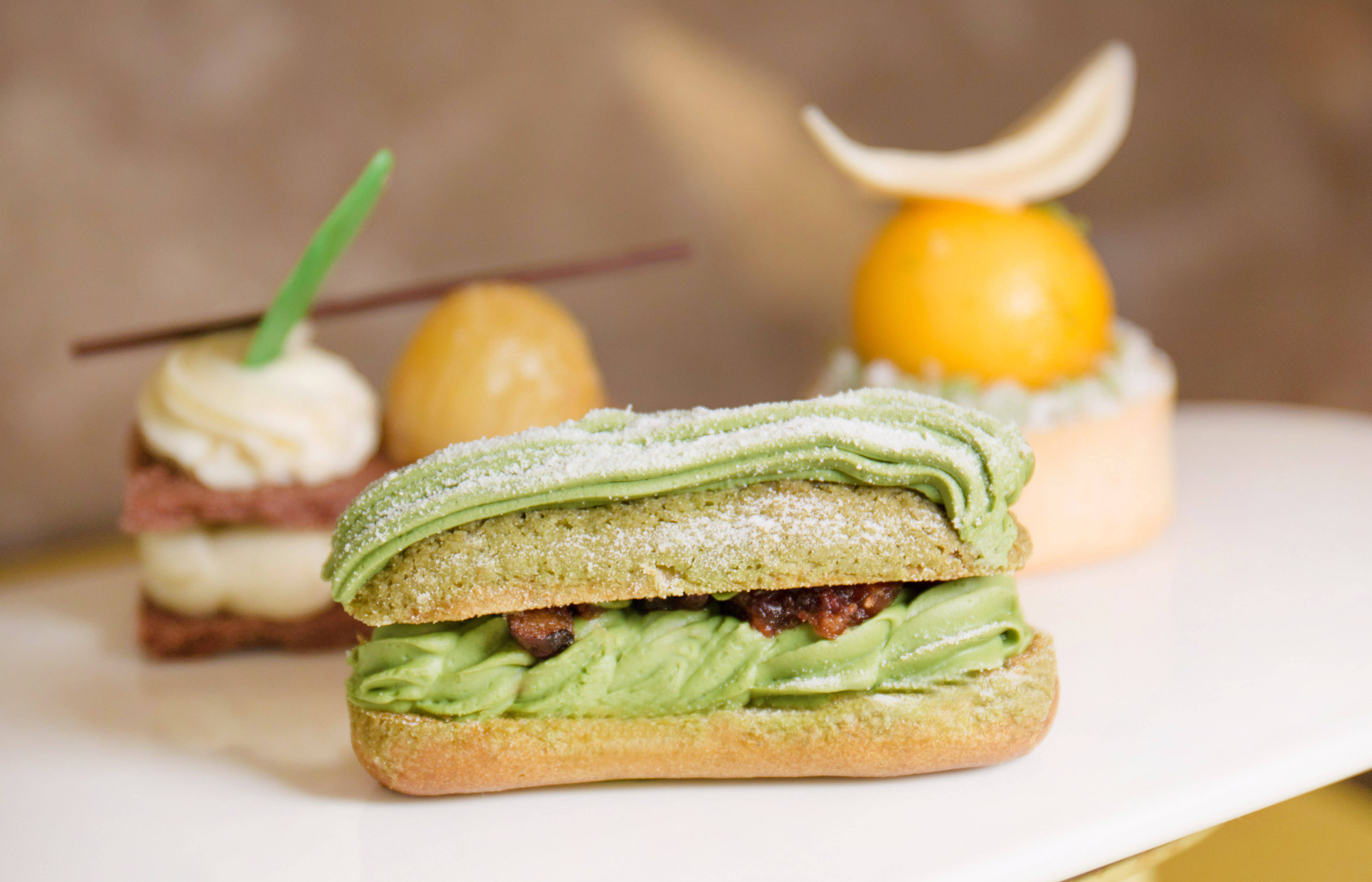 themed cocktails are also available.春日午后,用一份清新