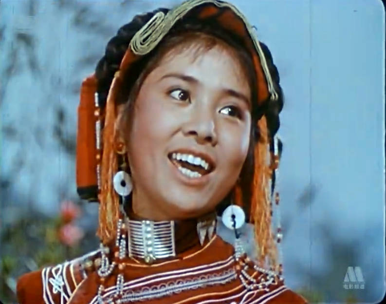 陈学洁出演过这个角色后,一跃成为了当时最引人注目的电影明星.