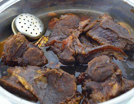 牛肉怎么卤好吃又不老 0e28c9bbd08b443faae8aa314b5f8b43.jpeg