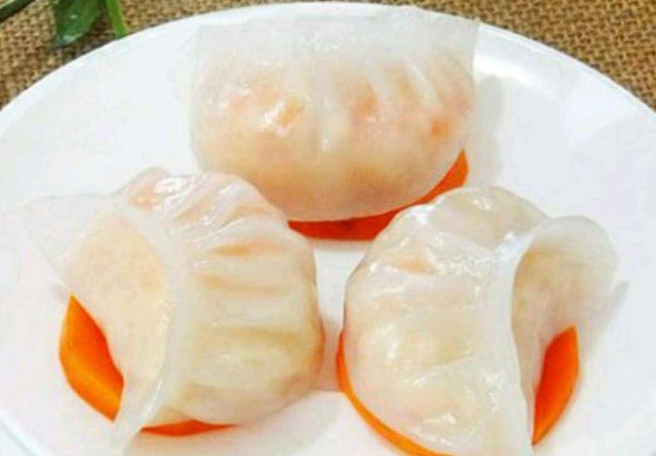 如何处理虾饺跟前的虾线 9bc440b4f090460187b812671ce984ef.jpeg