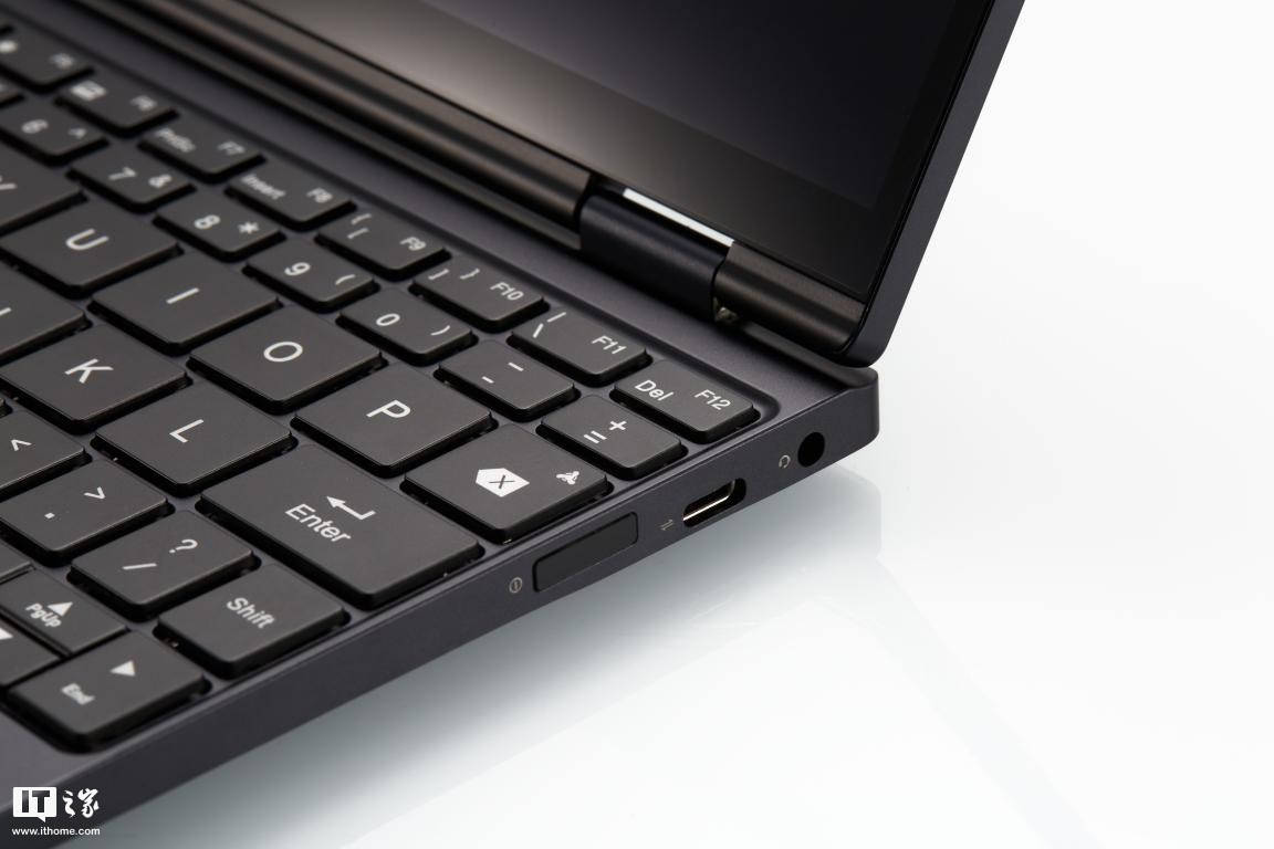 方面|壹号本 One-Netbook 4 体验：能塞进口袋的移动办公利器