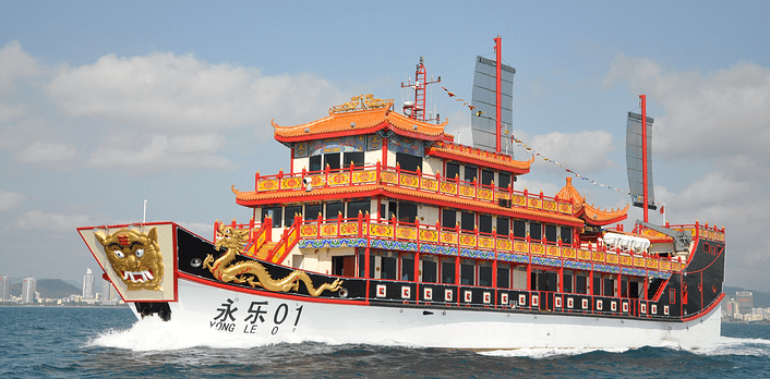 “很中国”仿古船永乐号犹如梦幻，三亚360度美景你可心动？