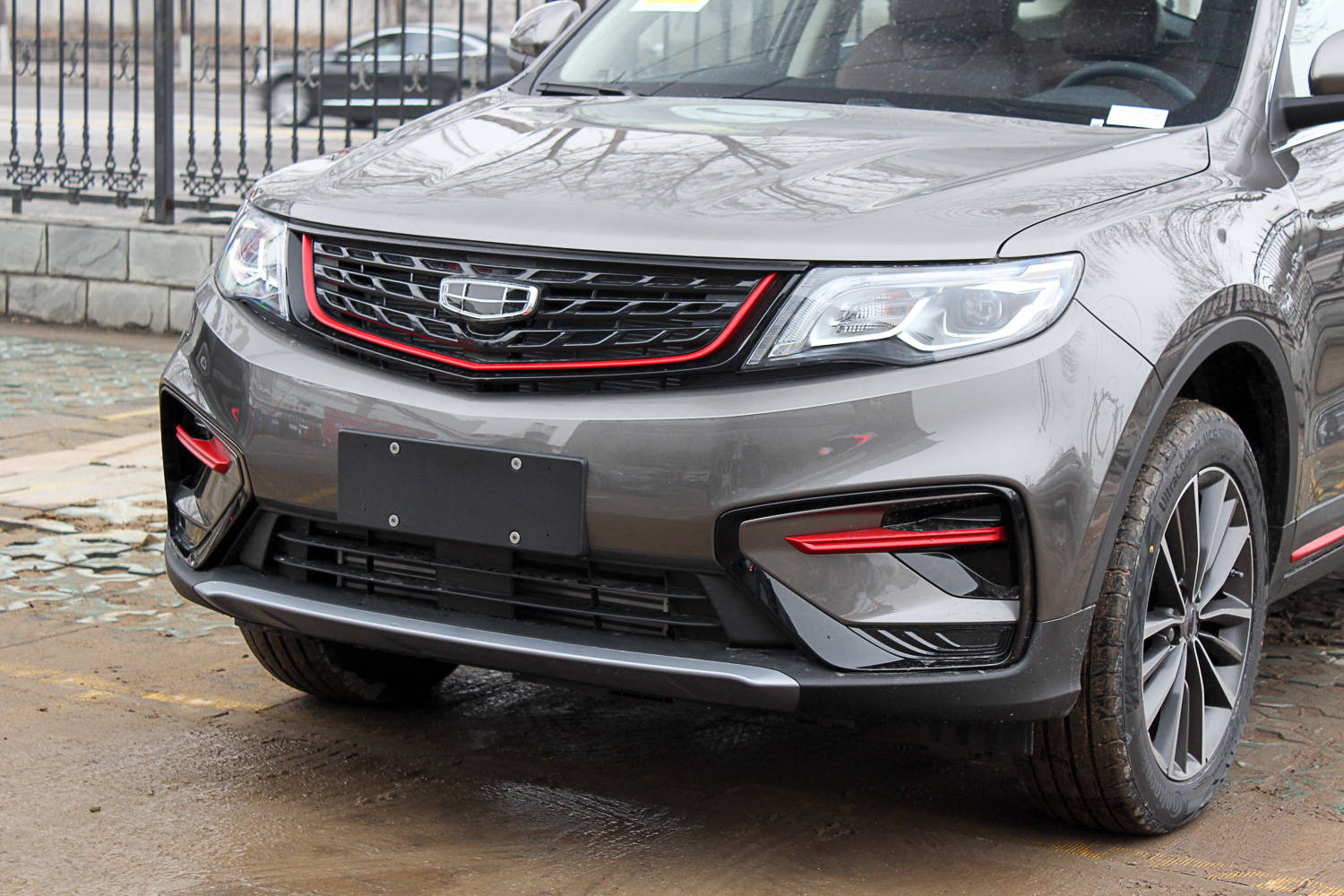 更加年轻运动吉利博越亚运版到店实拍