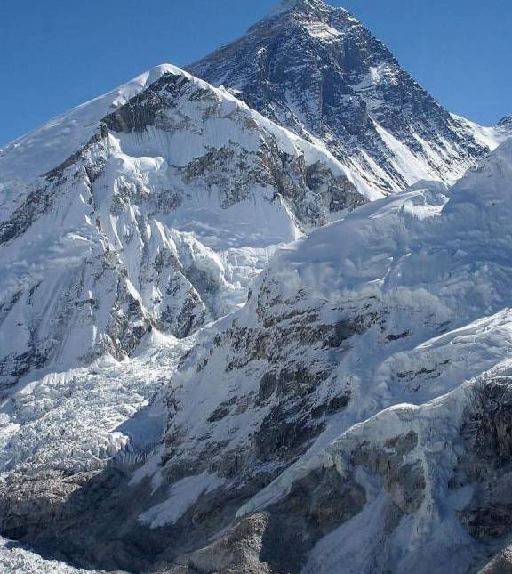 世界上最高且超过八千米以上山峰