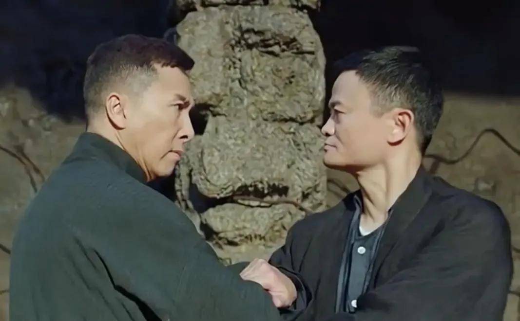 《战狼3》吴京拒绝了娱乐圈多位大咖,却邀请了毫无演技的他?_马云