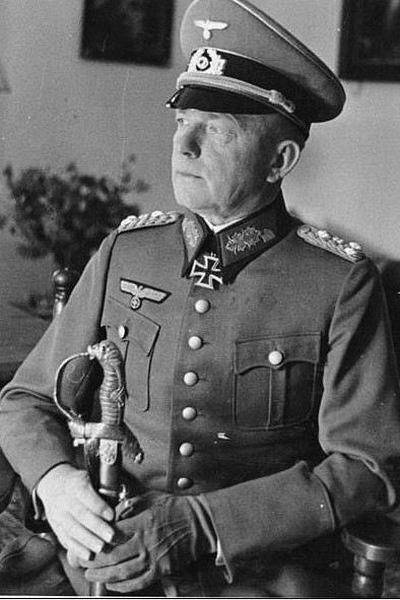 德国装甲兵之父古德里安:加速前进,用完最后一滴汽油!