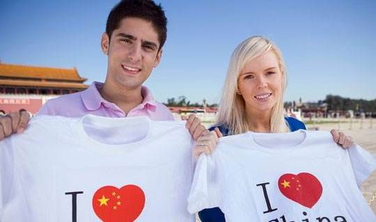 中国喊外国人“老外”，日本用两个字，德国却用四个字？