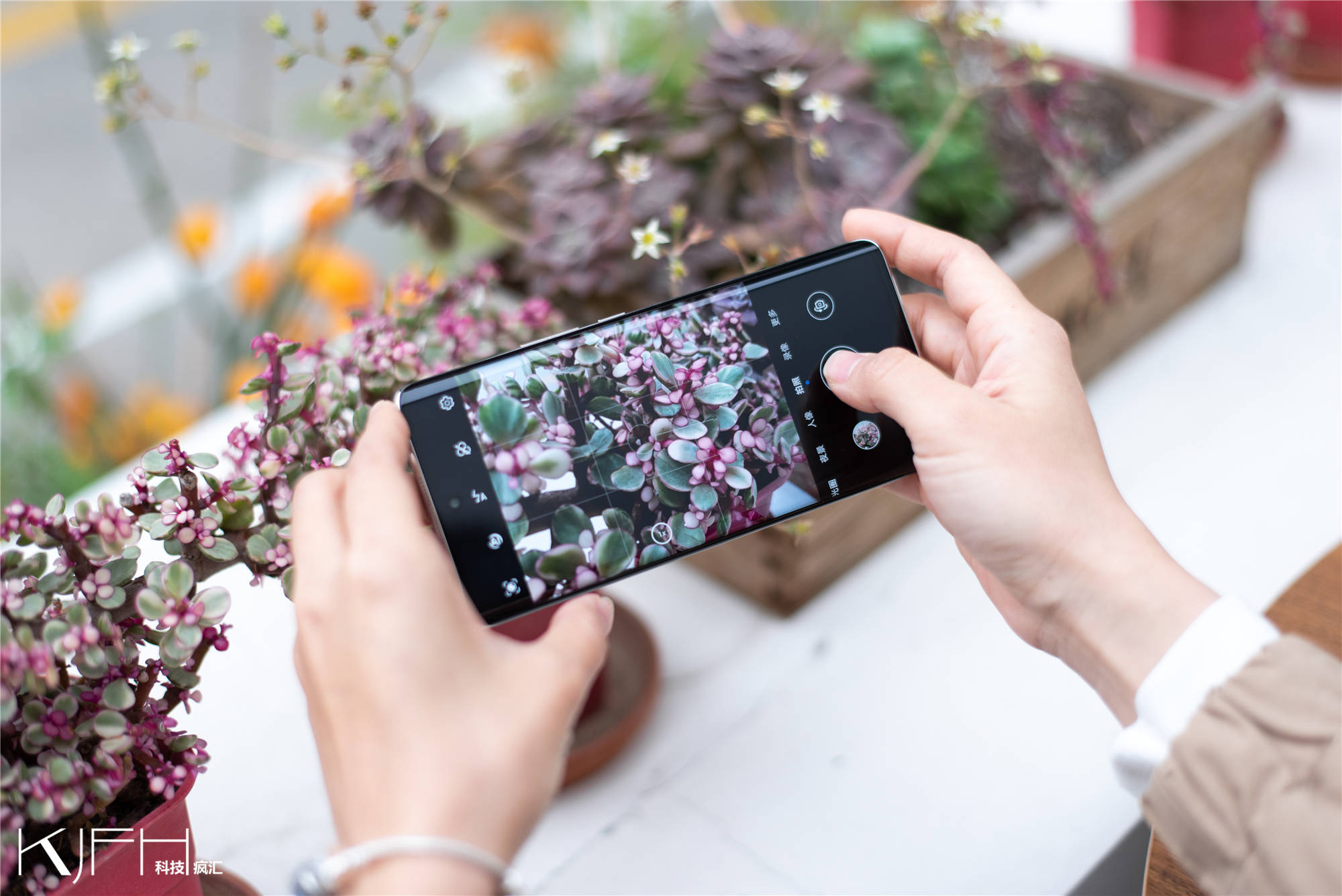 原创荣耀v40轻奢版体验三千元内唯一的轻薄超曲屏手机拍照优秀