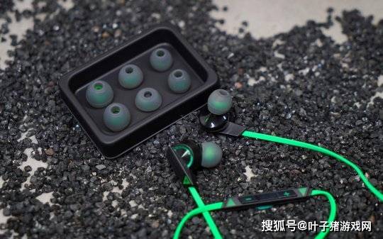 利器|怪兽级游戏利器君临天下 黑鲨4Pro游戏手机首发开箱评测