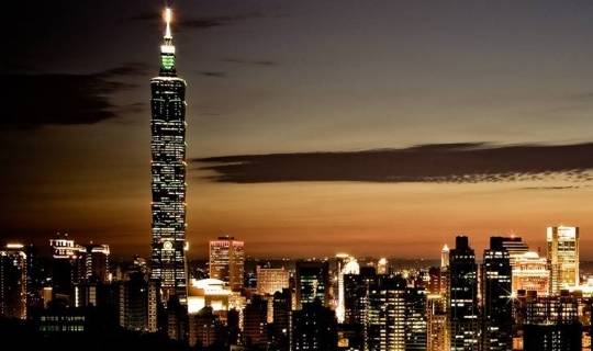 中国夜景最美城市：北上广深排名前四，第五名竟是它