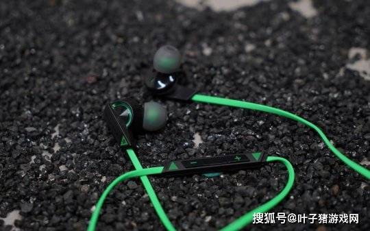 利器|怪兽级游戏利器君临天下 黑鲨4Pro游戏手机首发开箱评测