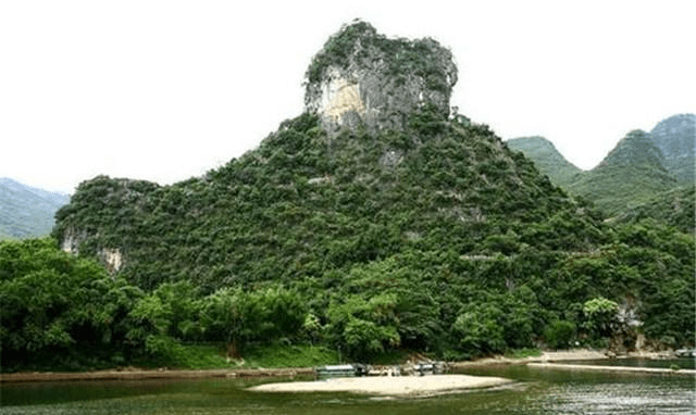 “桂林山水甲天下”下一句是什么？1983年发现块石碑，揭开了真相