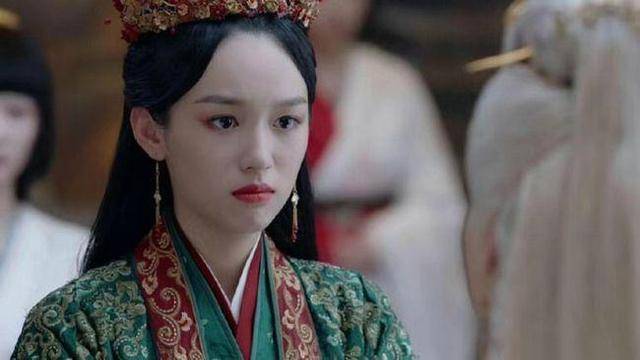 《山河令》剧中大家最关注的就是温客行跟周子舒这对cp,其次就是顾湘