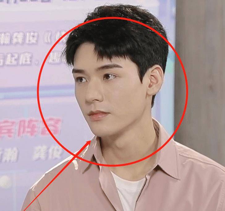 有气质的人和没有气质的男人对比 02b03147ab904823966257498bcd8cab.jpeg