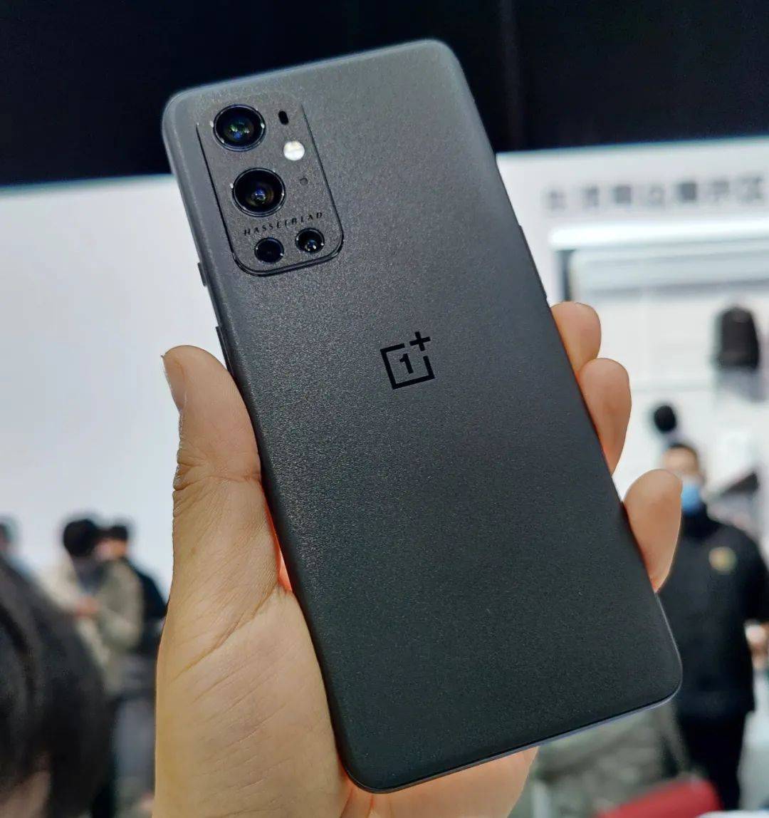 原创3799元买哈苏相机一加9为你圆梦