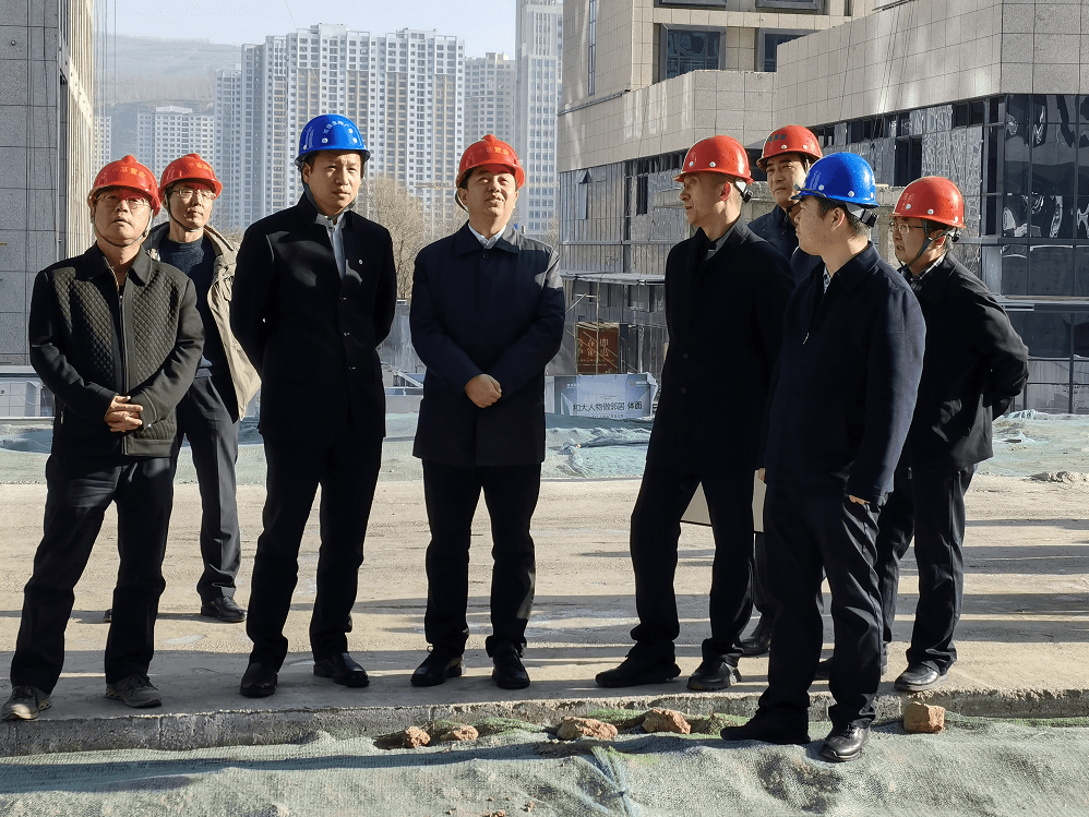 西宁副市长韩向晖一行赴方正集团旗下北大资源博雅金融广场调研