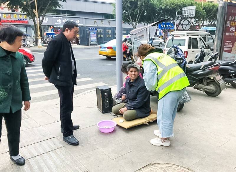 创新流浪乞讨人员救助模式 有效开展精准救助 高坪区