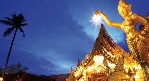 为何佛寺都禁止游客拍照，知道原因后，游客表示：不会再拍了！