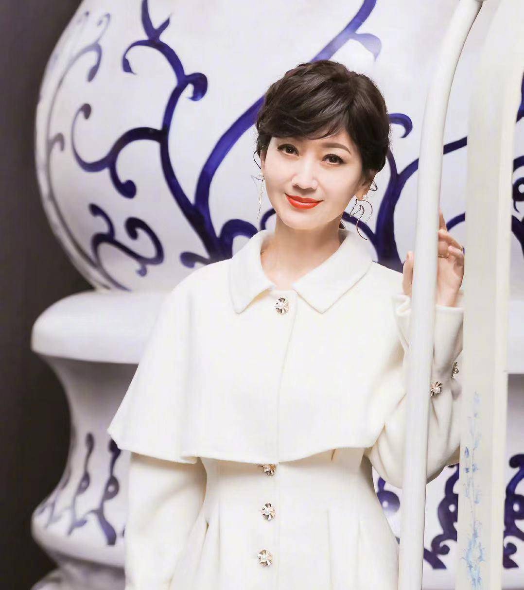 女主娇气六七十年代 女主娇气又勾人年代文