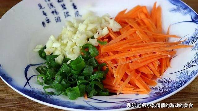 胡萝卜切丝怎么切比较好 7f150f47ac0a4f6ab9044d51eb60b506.jpeg
