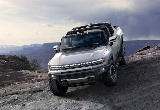 新款悍马越野车露面3秒内破百螃蟹模式比坦克调头更炫