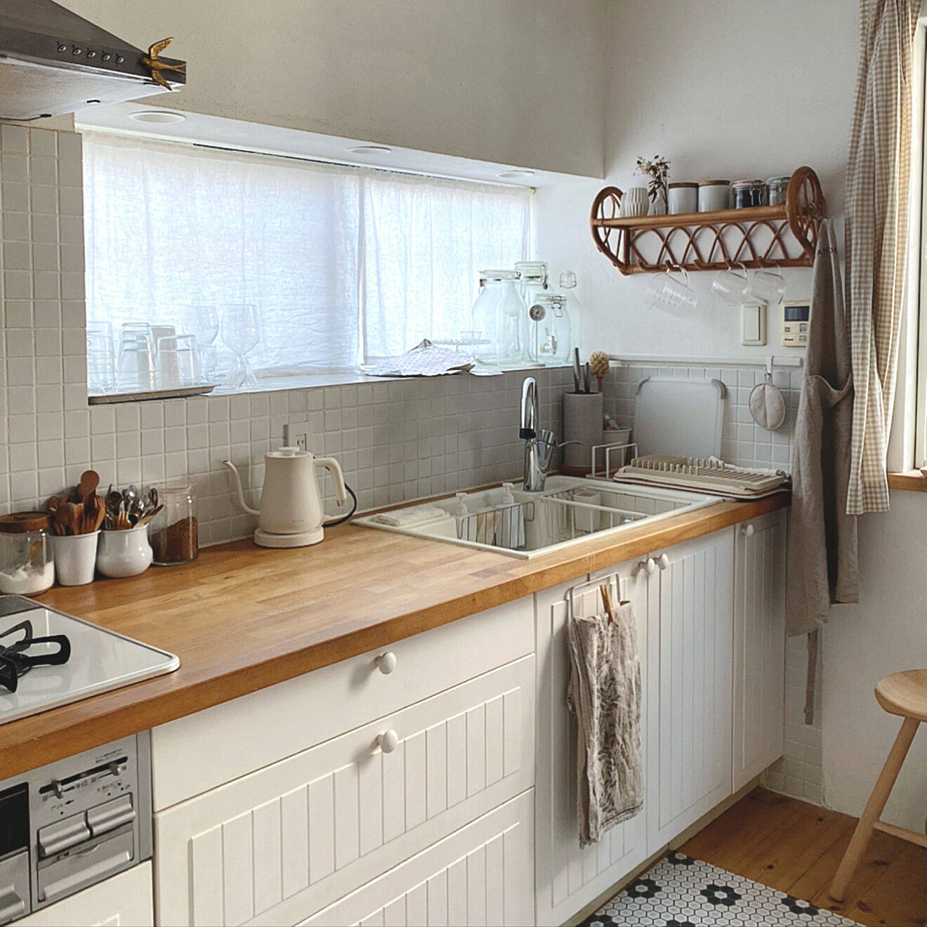 总结3个日本主妇厨房干净的秘诀,台面空无一物太治愈了