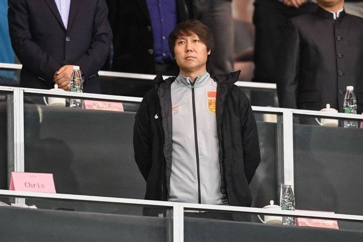 2-0！国足击败河南嵩山龙门，艾克森、张稀哲破门，热身7连胜_李铁