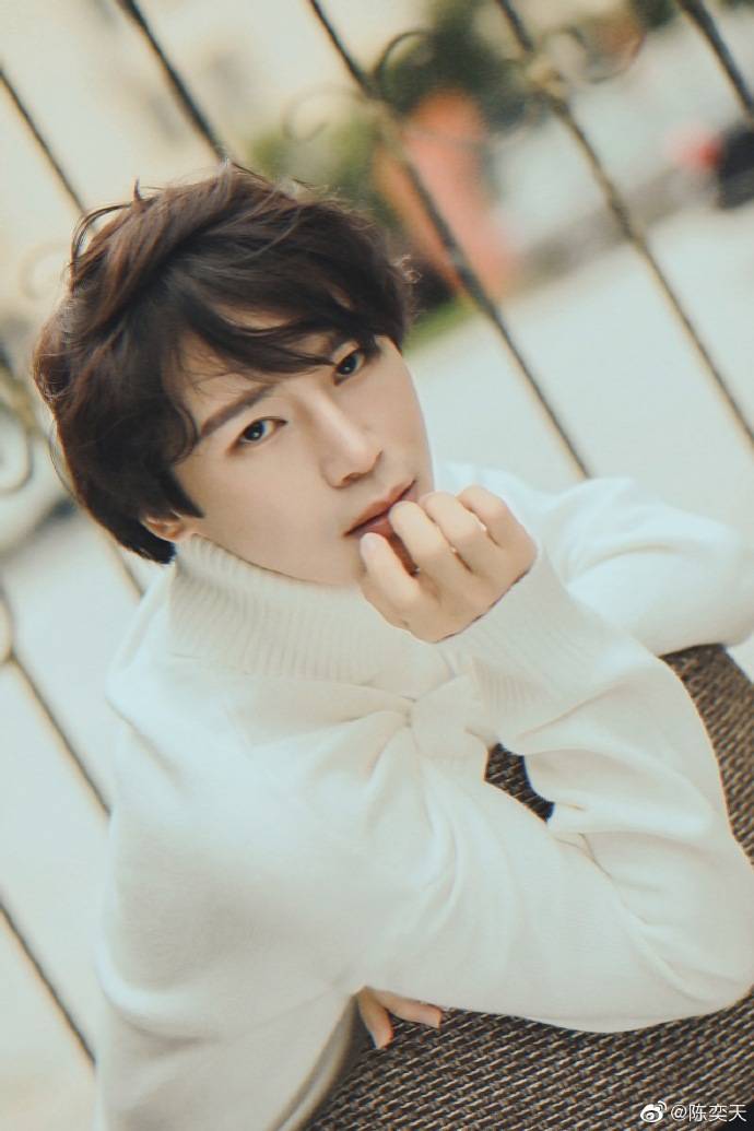 陈奕天今年有两件事很重要到底是什么陈奕天难道恋爱了