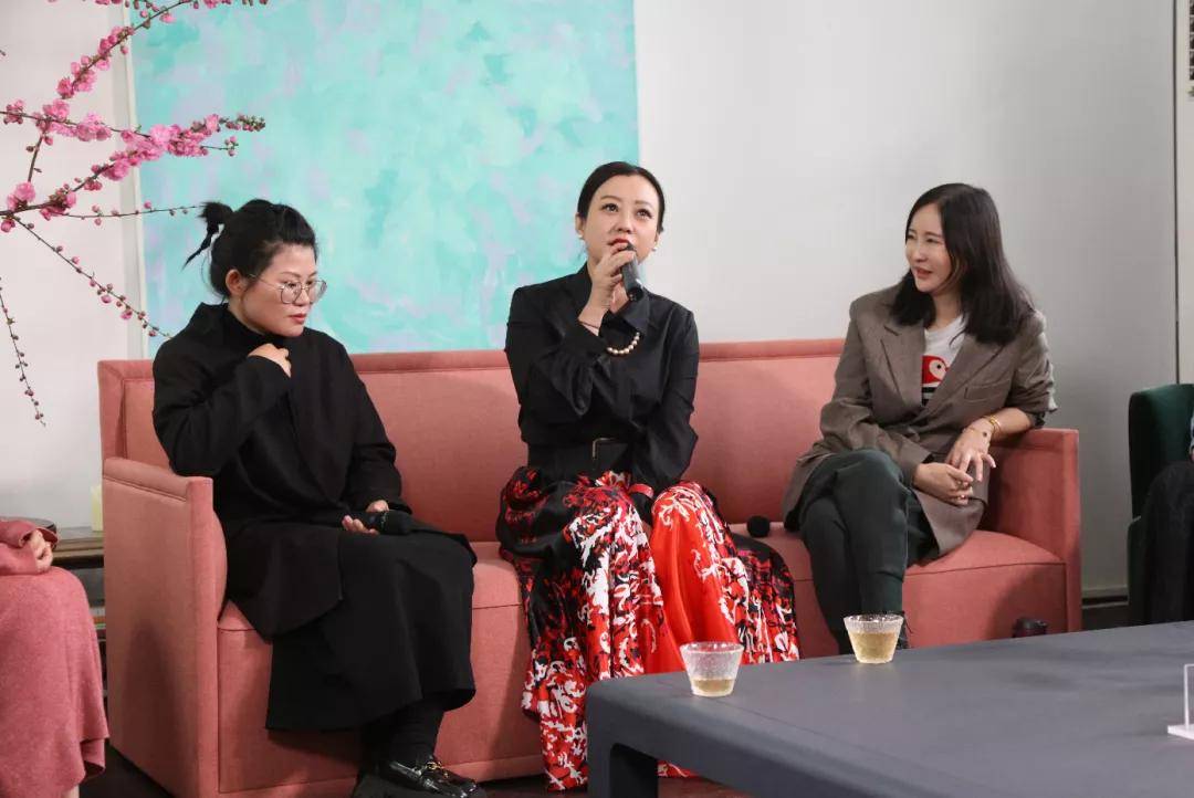 导演杨荔钠,著名演员&制片人田海蓉,导演李冬梅几位专业领域的女性创