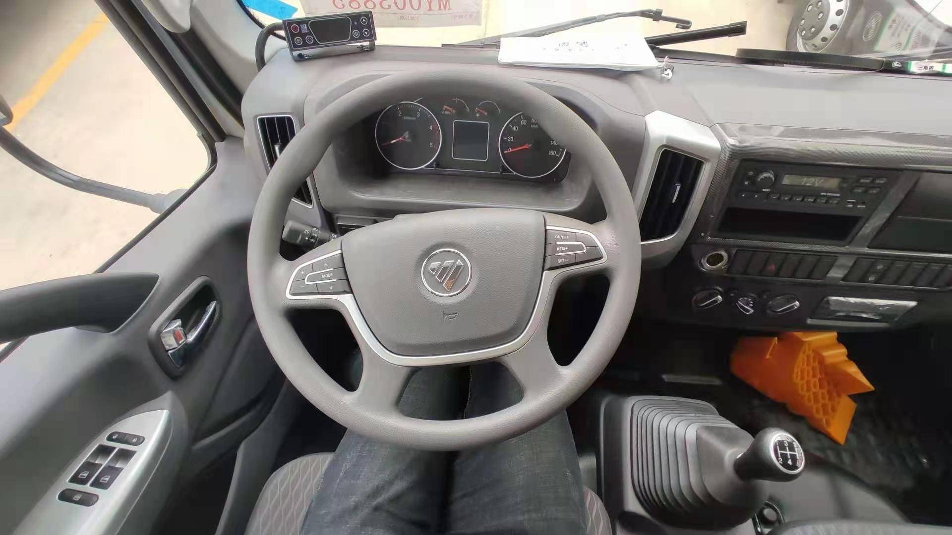 国六福田奥铃排半冷藏车参数及配置