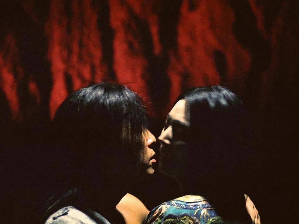 两场激情床戏,其中甄子丹更会全裸演出相向,金素妍表示首次作大胆演出