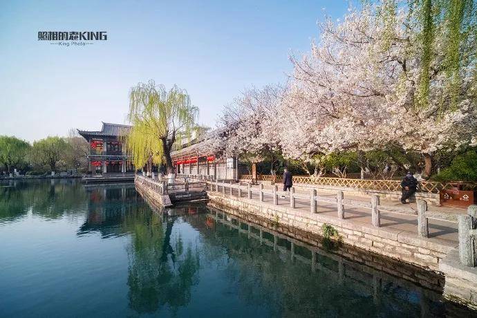 什么是护城河 00ad28673f8a483d9db5129494d5bc7c.jpeg