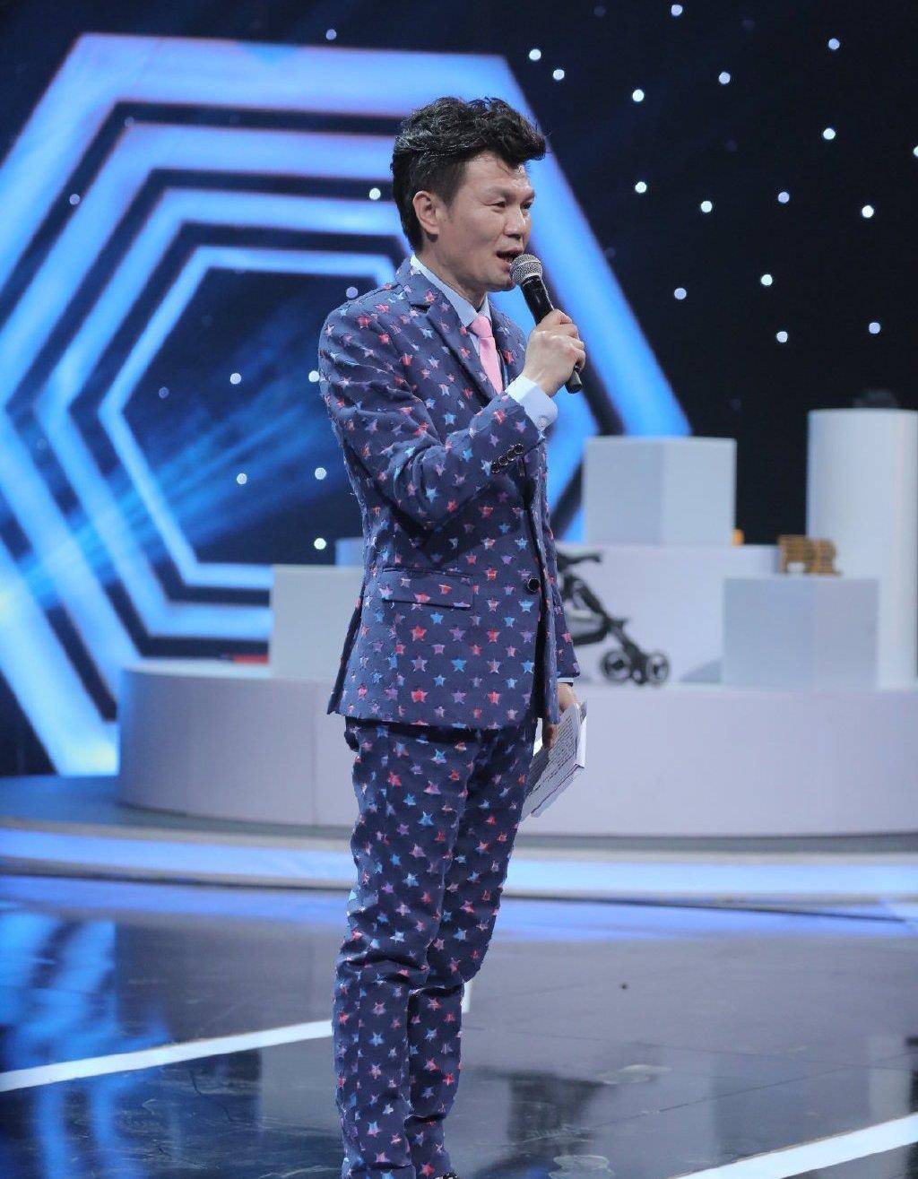 知名主持李彬消失后首发声:两年什么都没干,得了场大病现状堪忧