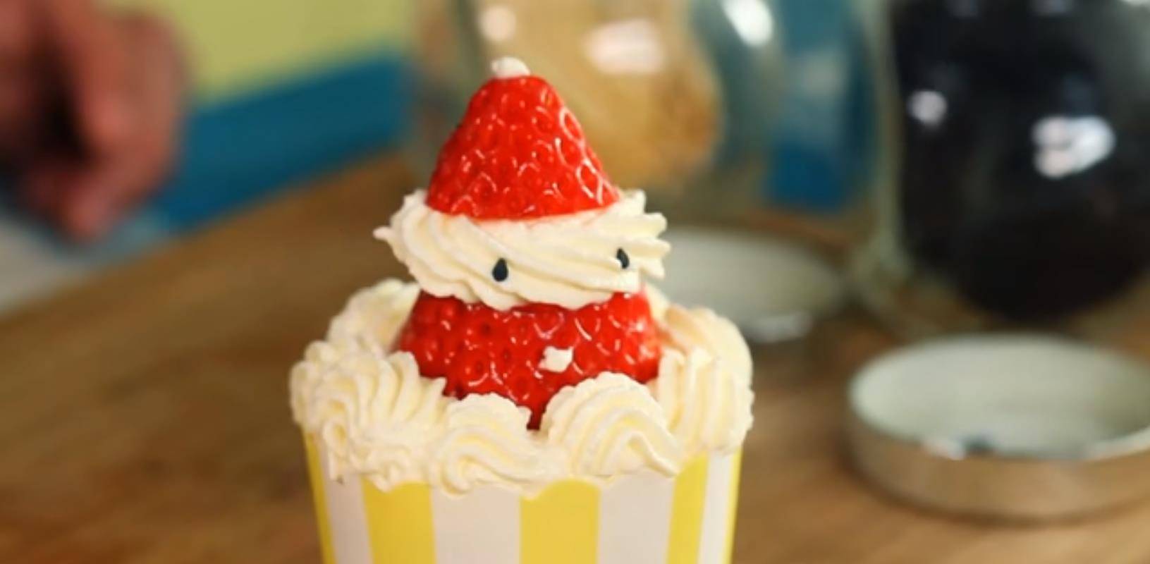 最简单的纸杯蛋糕视频 5f763b36b8a5433286a2dd7e6ccdc68a.jpeg