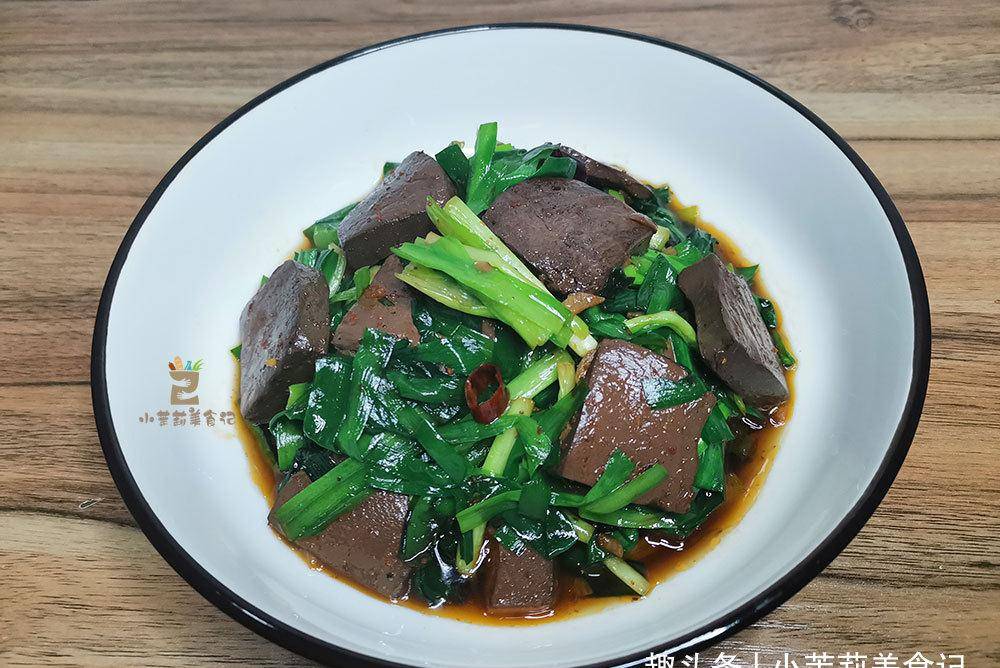鸭血怎么焯水去腥味 35d2b3e6fd12453294296cf51ce905c5.jpeg