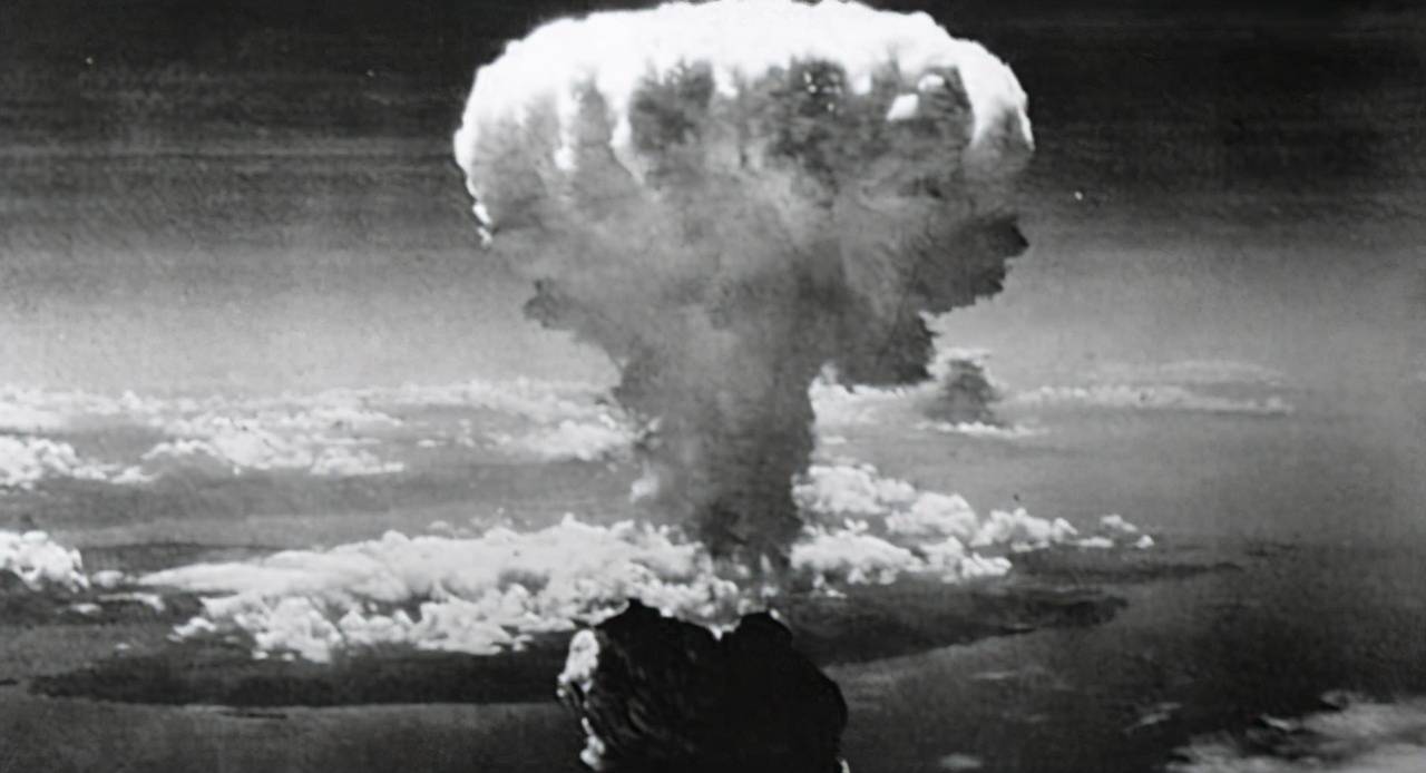 现代的原子弹照片图片