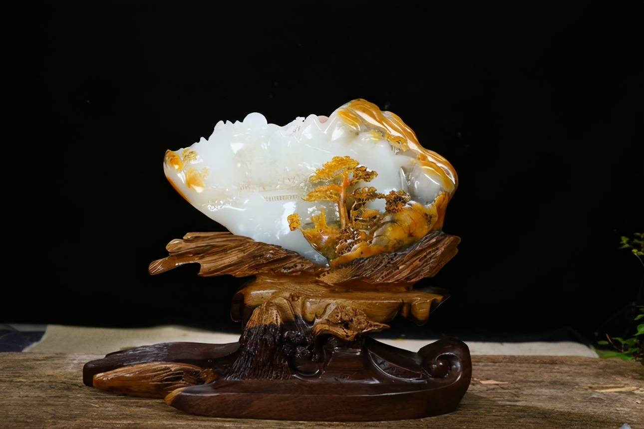 品玉山子寄情诗意山水